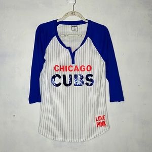 PINK 5TH & OCEAN CHICAGO CUBS BASEBALL SHIRT LARGE
